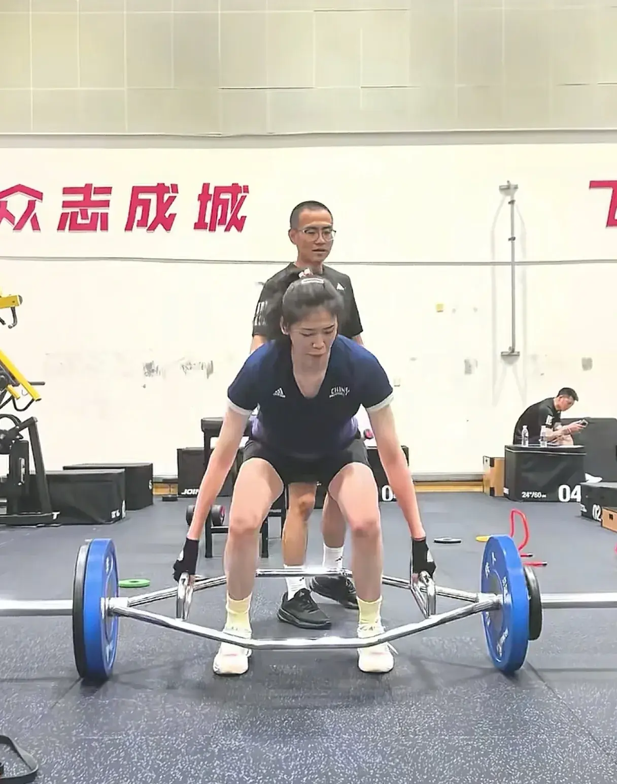 能够拿到更, 我们对于李