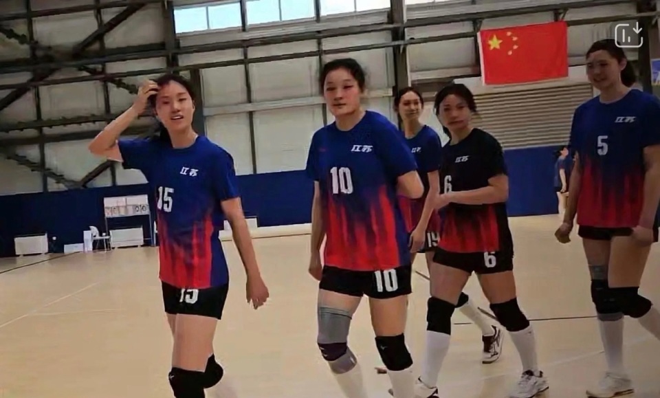 副攻的并拦 副攻的并拦